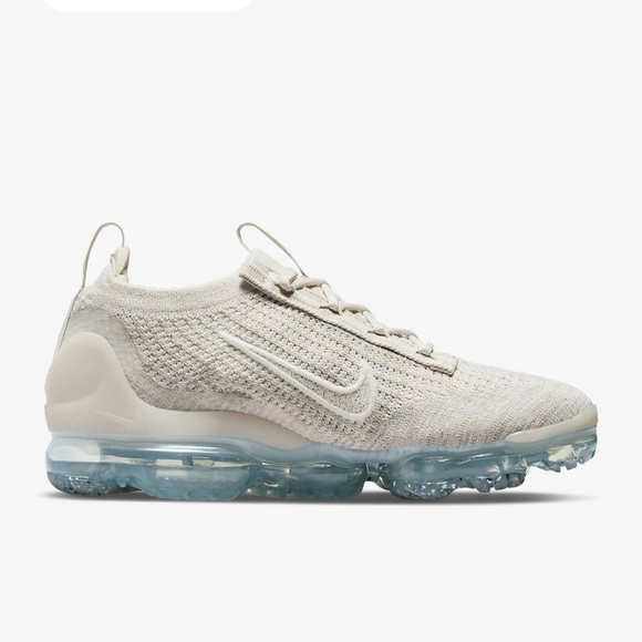 Nike Air VaporMax 2021 Flyknit - Picture 3 of 7
